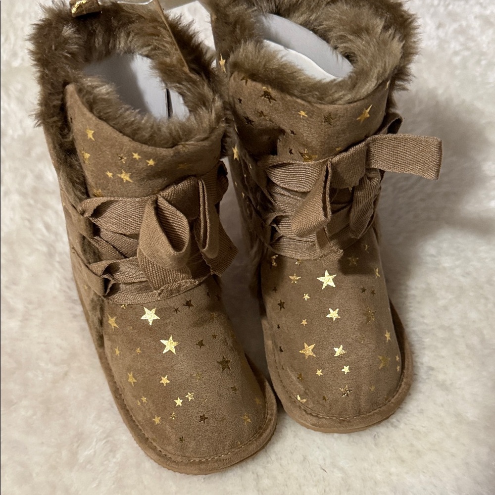 Crazy 8 Brown Faux Fur Star-Accent Kids Boots